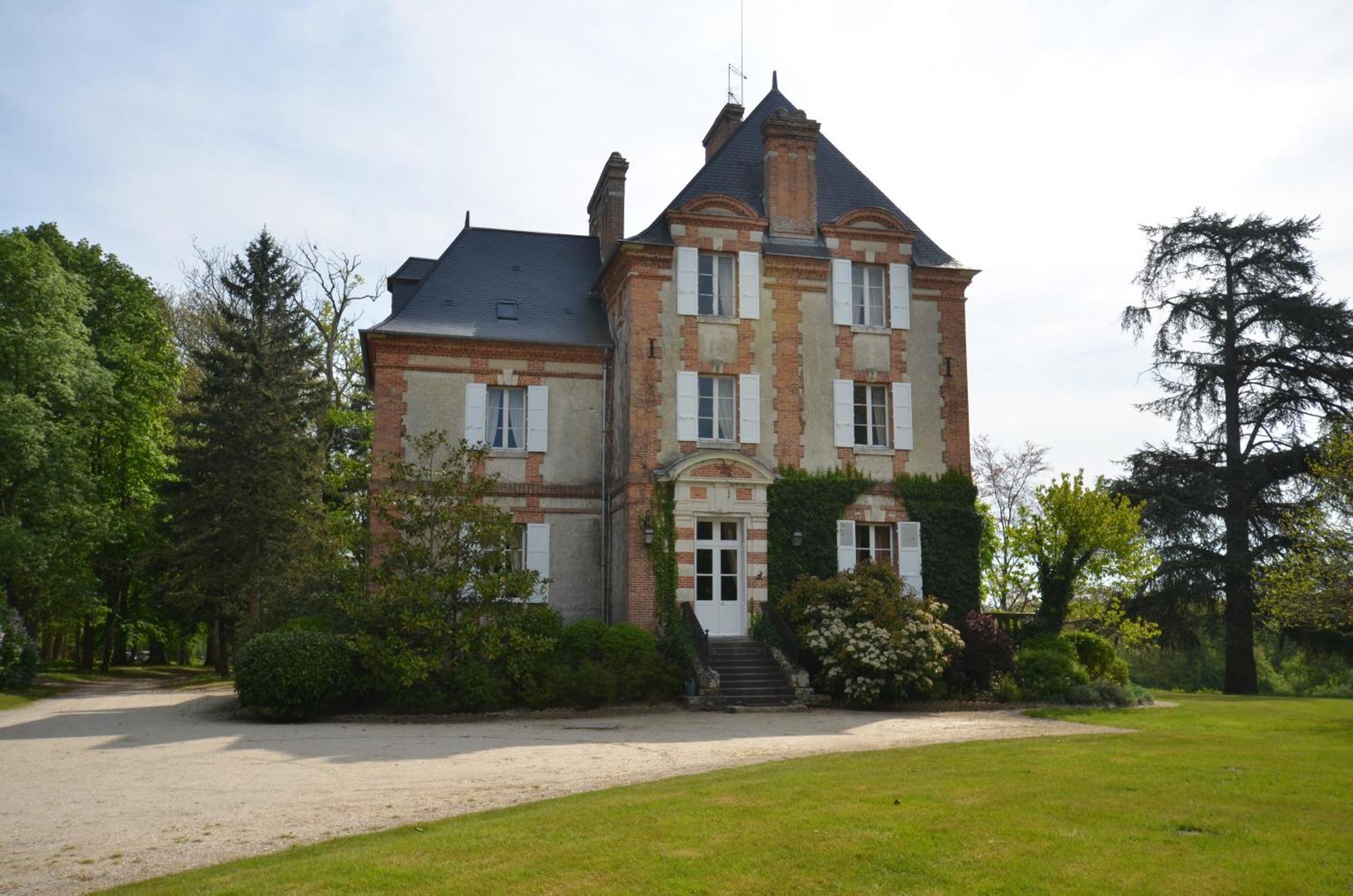 Hotes De Montboulan Salbris Exterior photo