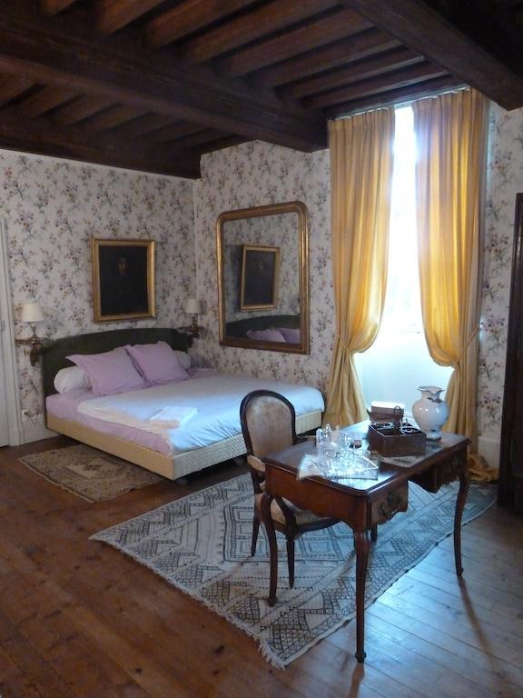 Hotes De Montboulan Salbris Room photo