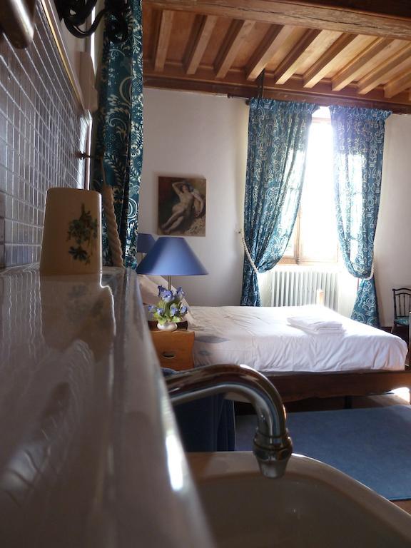 Hotes De Montboulan Salbris Room photo