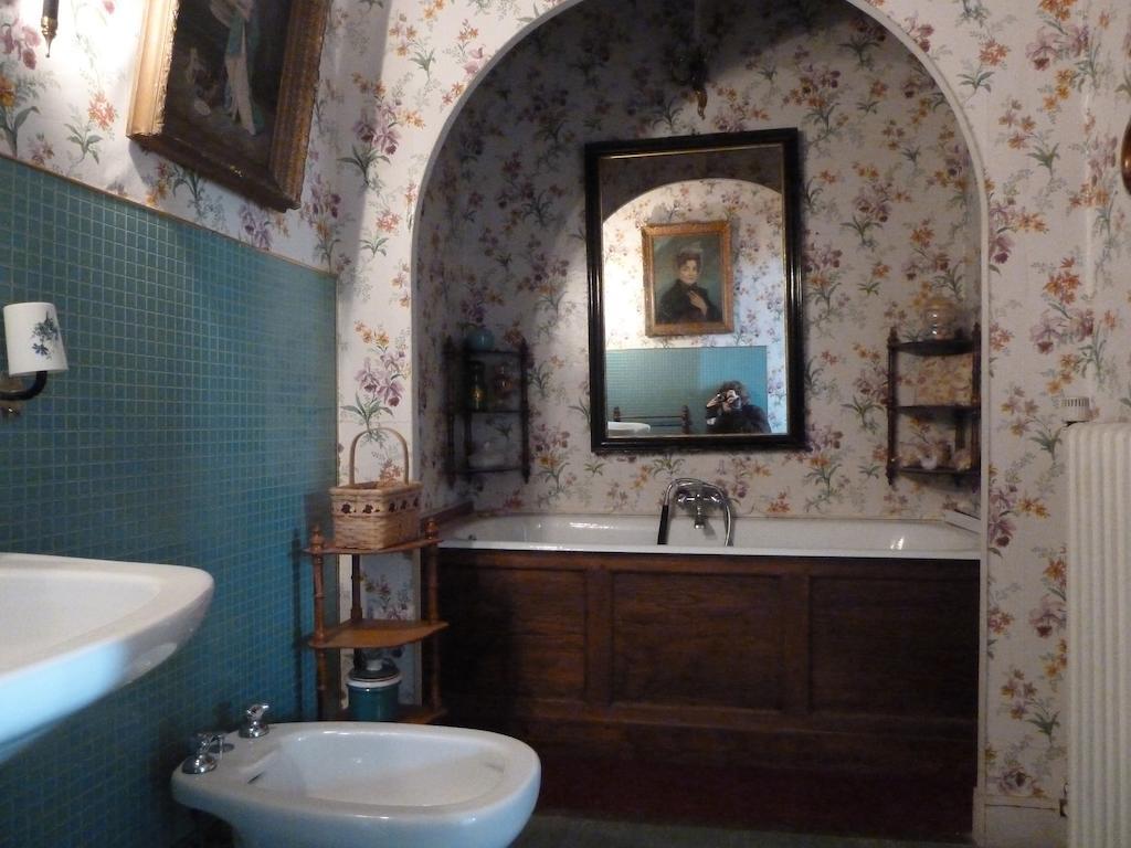 Hotes De Montboulan Salbris Room photo